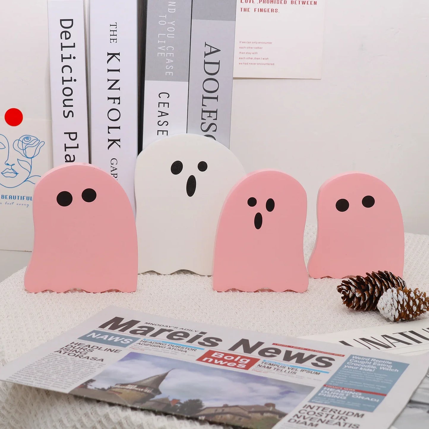 4PCS Wooden Desktop Ornaments Halloween Decoration Creative Funny Ghosts Halloween Party Home Decor Statue Gift