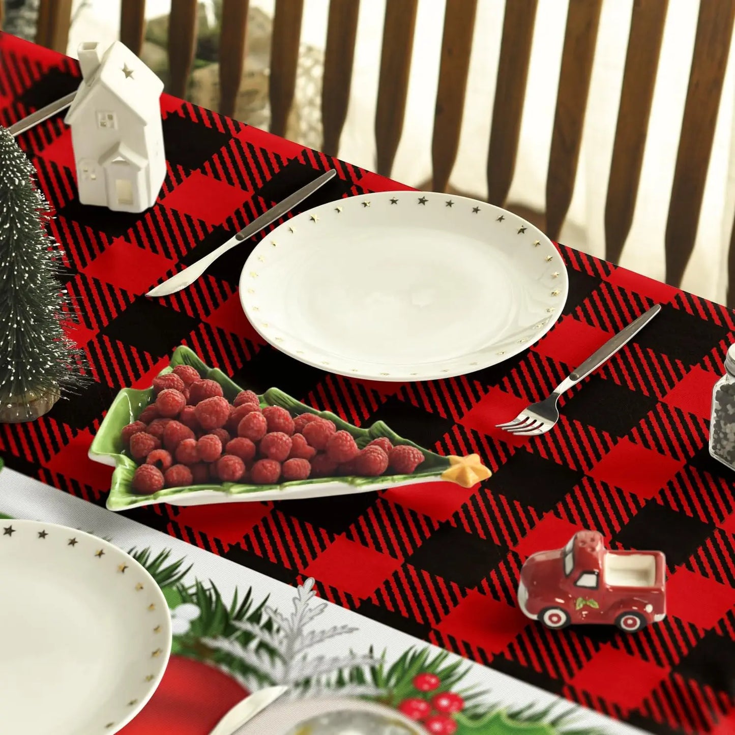 Christmas Ball Ornaments Red Bufalo Plaid Rectangle Tablecloth Dining Room Decor Reusable Table Cover Xmas Party Decorations