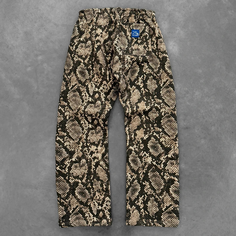 Camo Carnage Street Pants – Y2K Gothic Branch Camo Straight-Leg Sweatpants, High Street Havoc Edition 🩶🔥