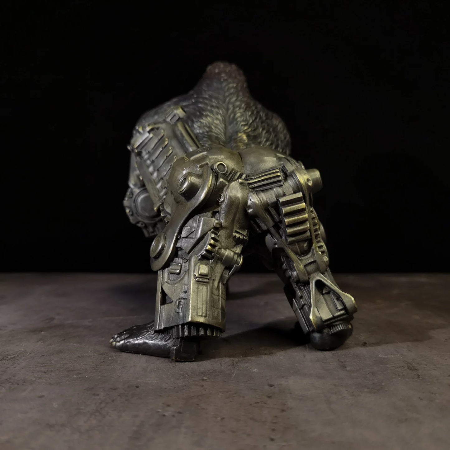 Famous sculptor Collectible works Postmodernism bronze Sculpture ART Mechanical gorilla HOME office Bar Decorative statue