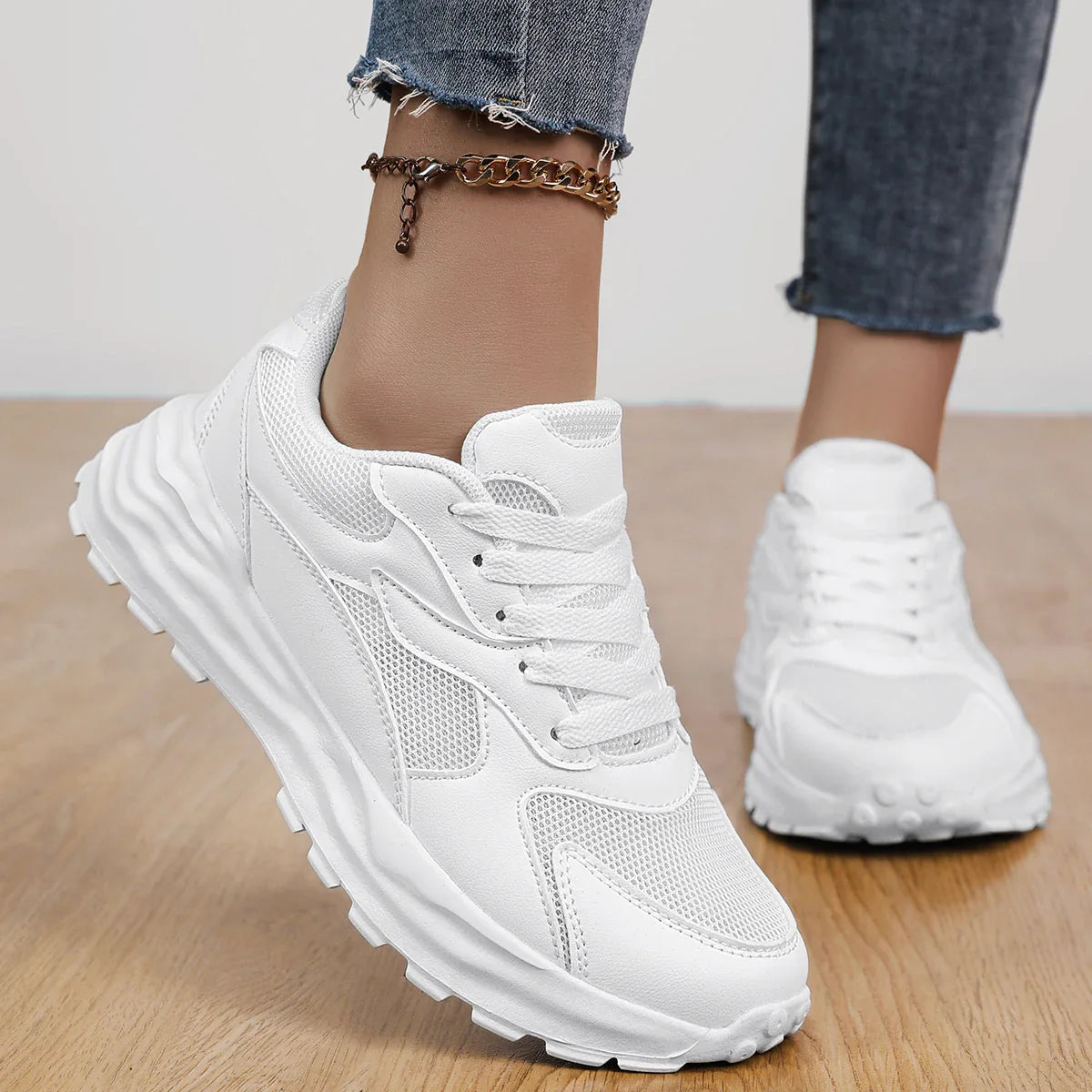 Summer 2025 New Shoes for Women: Ins Trendy Thick Soled Height Increasing White Shoes, Casual Breathable Women's Sports Shoes