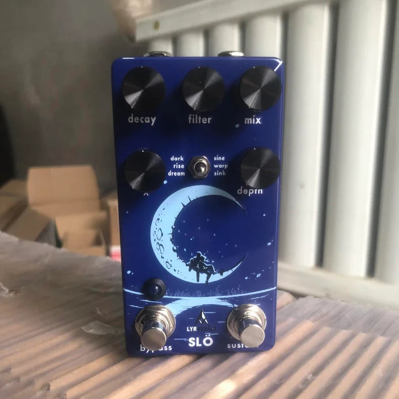 SLO-Storm Ambient Reverb — LY-ROCK LYR Triple-Mode Space Engine (Guitar & “Electric Wood” Universal)