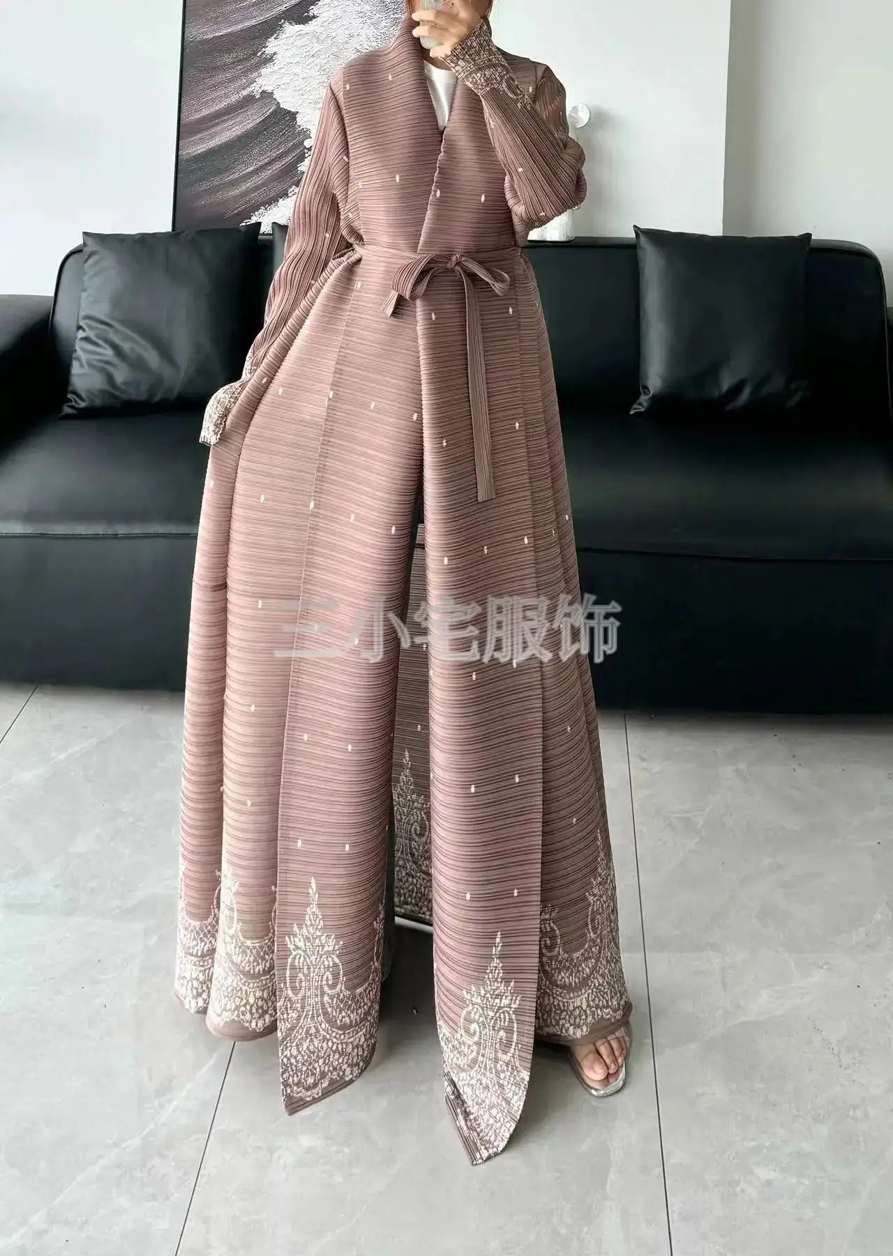 Autumn and Winter New Abaya Fashion Lapel Pleated Long Sleeved Cardigan Windbreaker Jacket Saudi Abayas for Women
