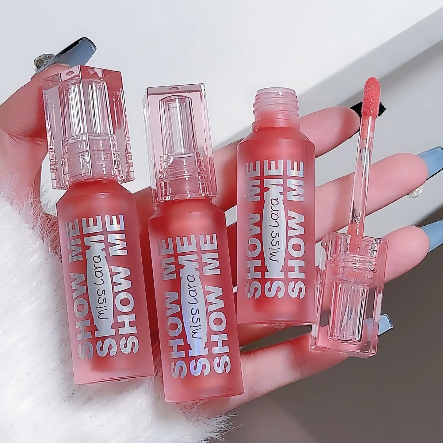 MISS LARA Show Me Cheap Lipstick Mirror Watery Glass Lip Gloss Moisturizes Whitens Atmosphere Pure Girly Lip Gloss Cosmetics Hot