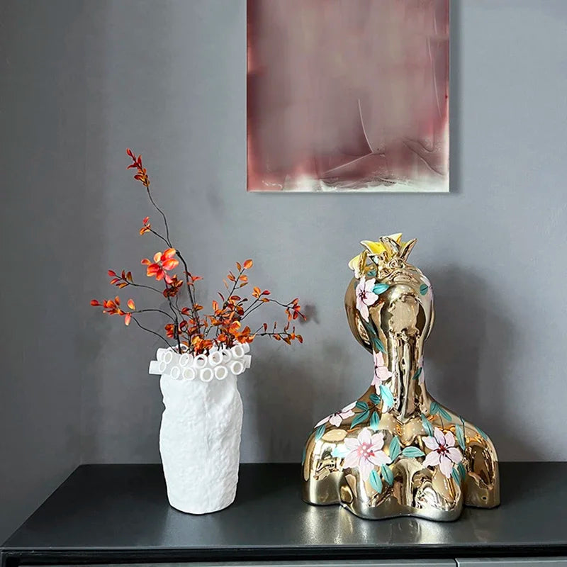 Decorati Statue Home Decor Creative Half Body Abstract Goddess Electroplated Painted Portrait Ornaments in Living Room Sculpture