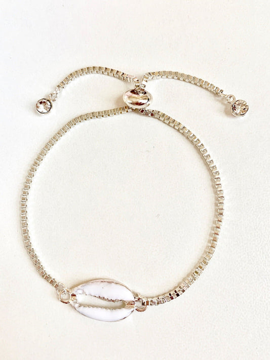 Seashell Bracelet with Adjustable Spring Closure