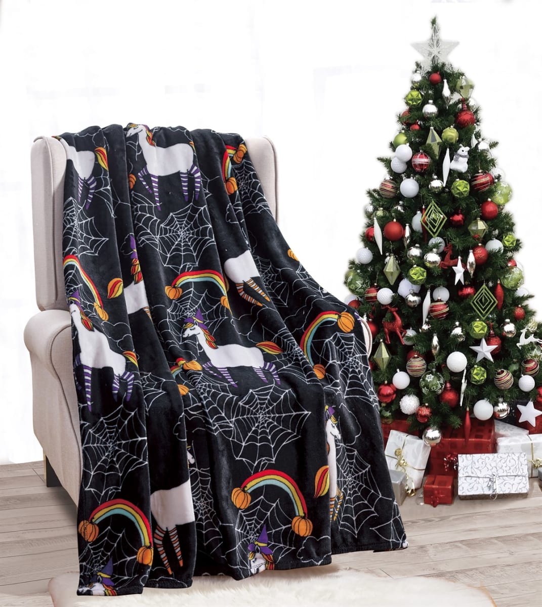 Soft Fleece Throw Blanket 50x60 – Lightweight Cozy Bed Couch Sofa Blanket for All Seasons