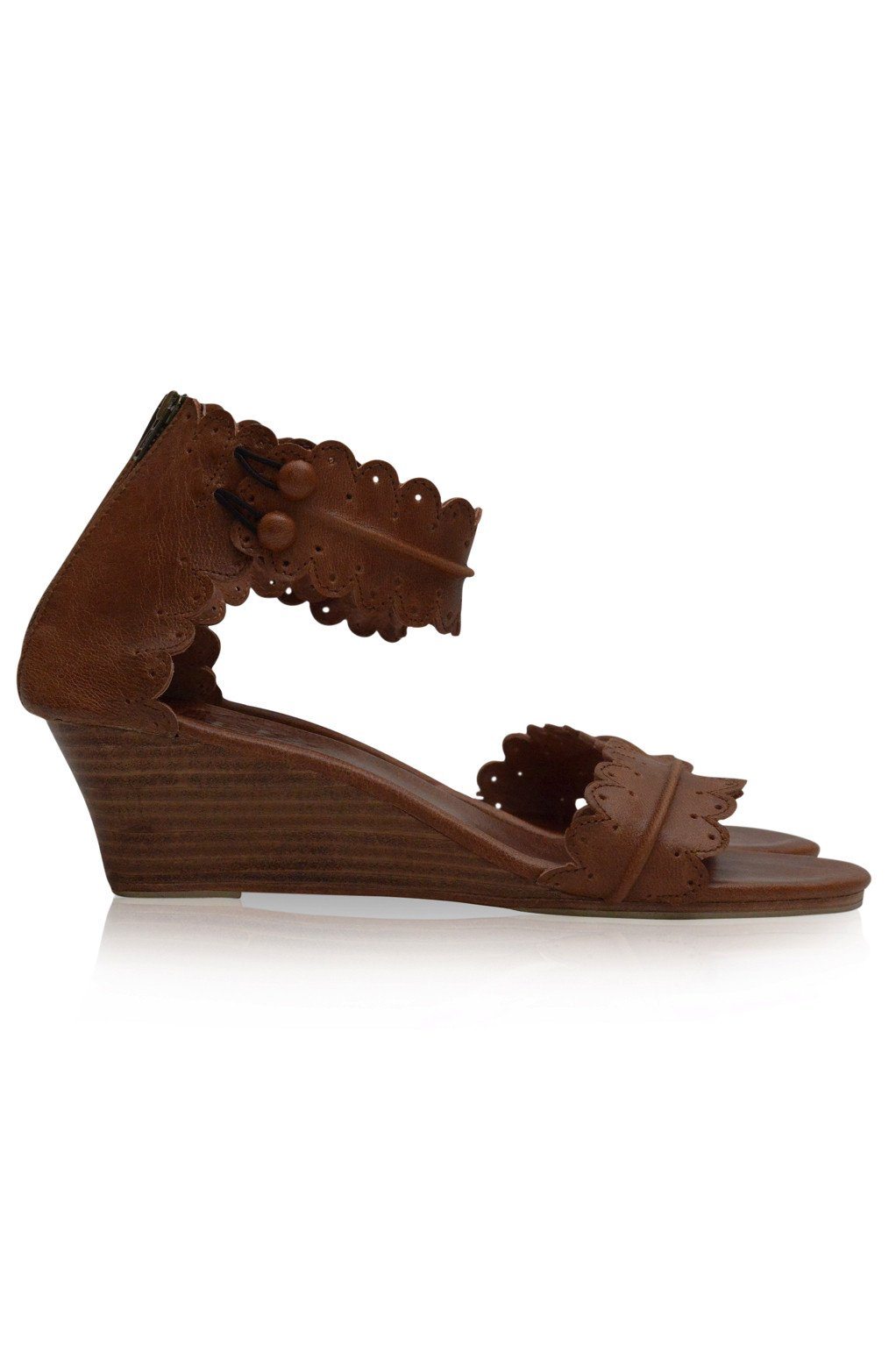 Stylish Magdalena Wedges - The Perfect Pair for Any Occasion
