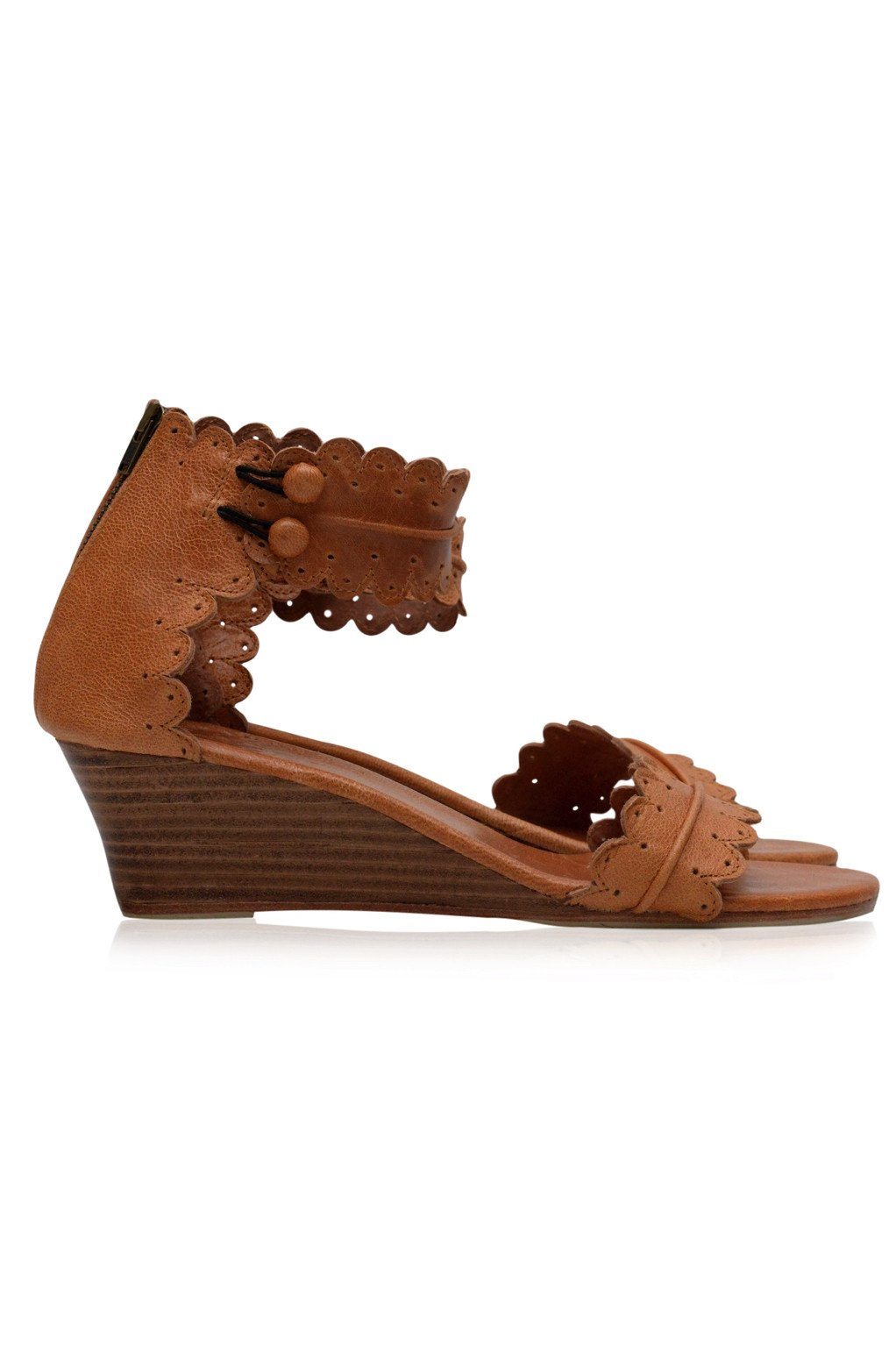 Stylish Magdalena Wedges - The Perfect Pair for Any Occasion