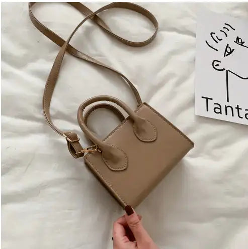 Personalized Solid Color Handbags for Celebrities