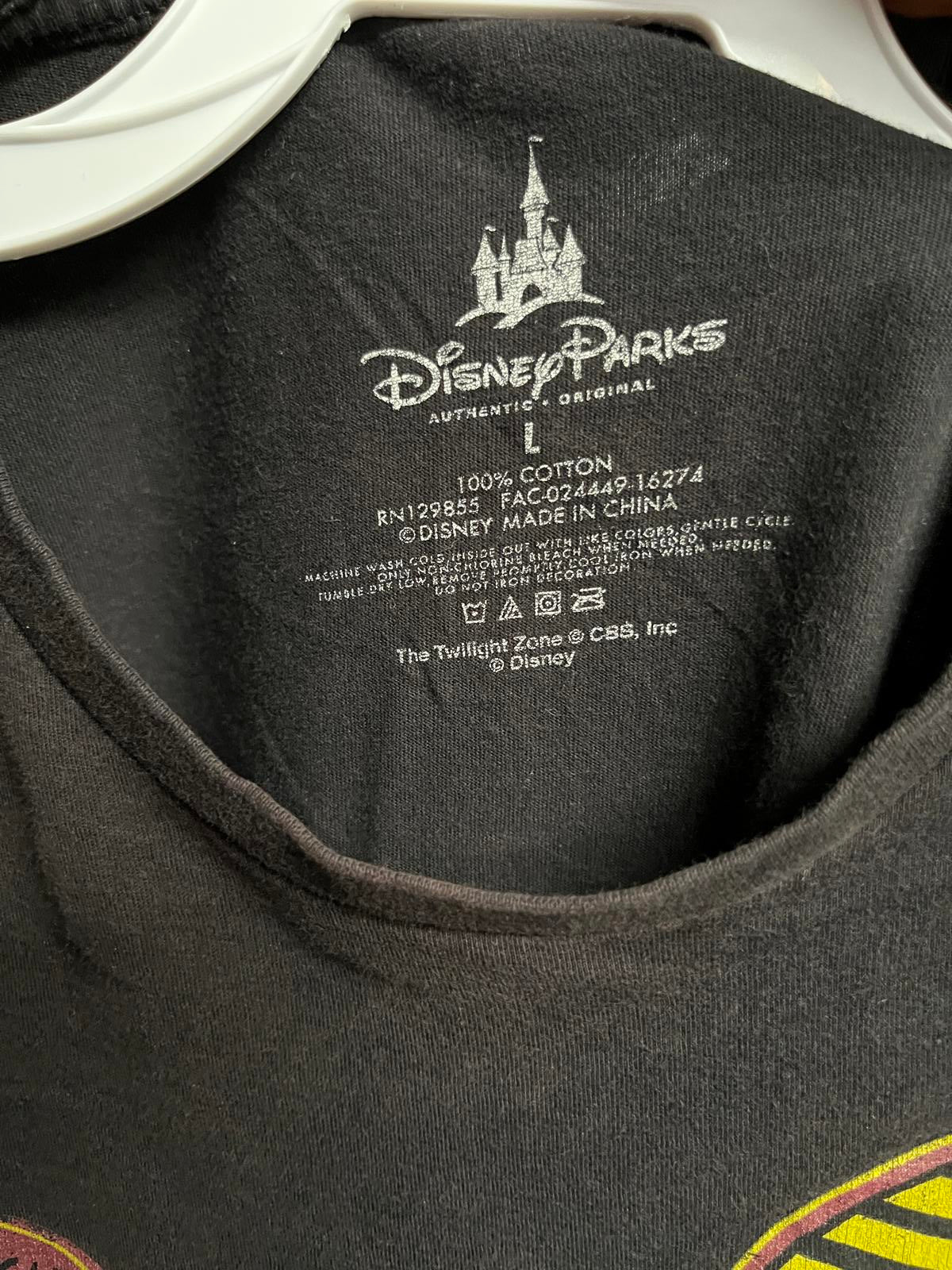Tower of Terror 2017 T-shirt Disney Annual Passholder Tee -L