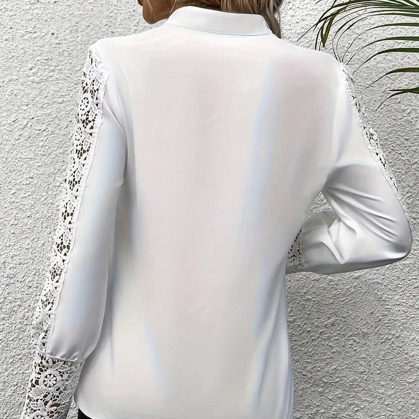 Women's Fashionable New V-neck Lace Patchwork Long Sleeved Top Shirt