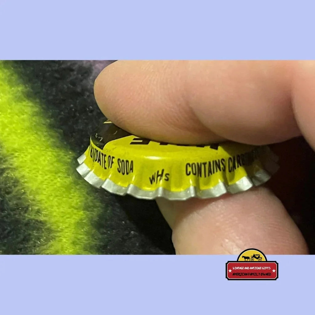 Rare 1950s Antique Vintage Half Grapefruit Half Lemon Soda Cap