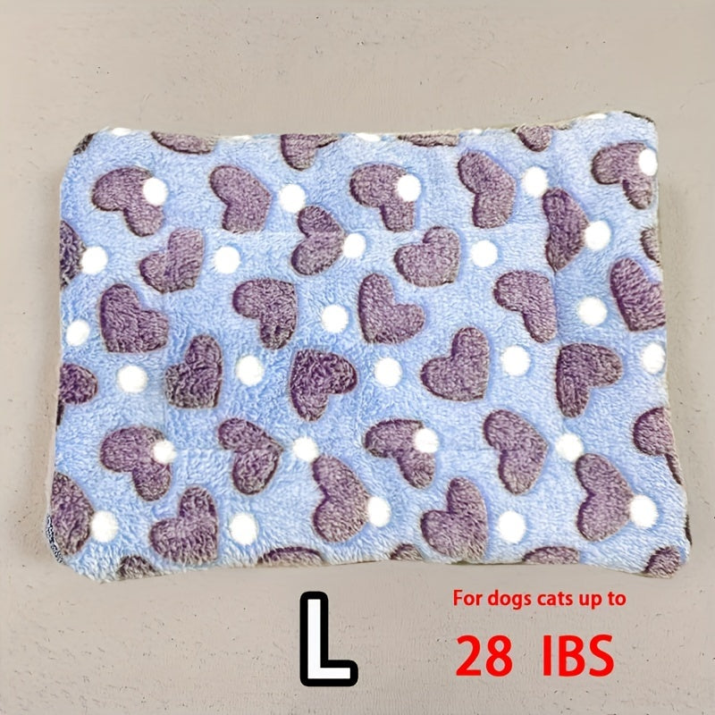 All-Season Dirt-Resistant Rectangular Pet Blanket - Comfortable Dog Paw Heart Print Pet Bed, 1pc