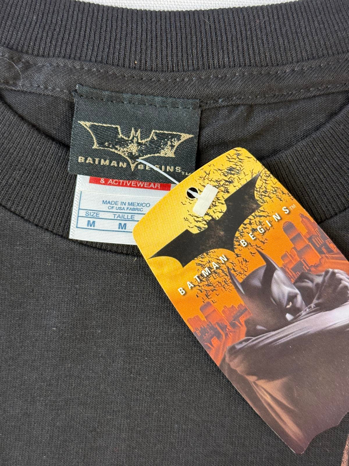 Batman Begins Movie Promo- Comic Art 2005 Tee - M