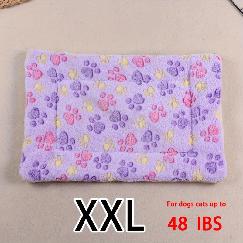 All-Season Dirt-Resistant Rectangular Pet Blanket - Comfortable Dog Paw Heart Print Pet Bed, 1pc