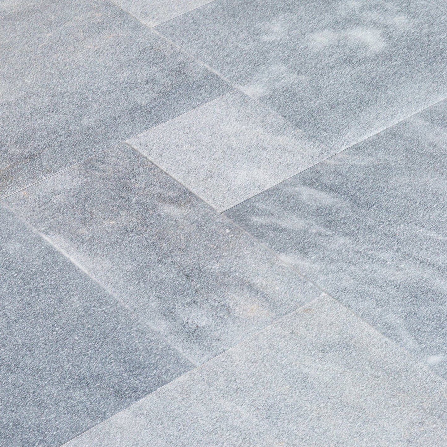 Bluestone Marble Pattern Tumbled Pavers - Full Truckload