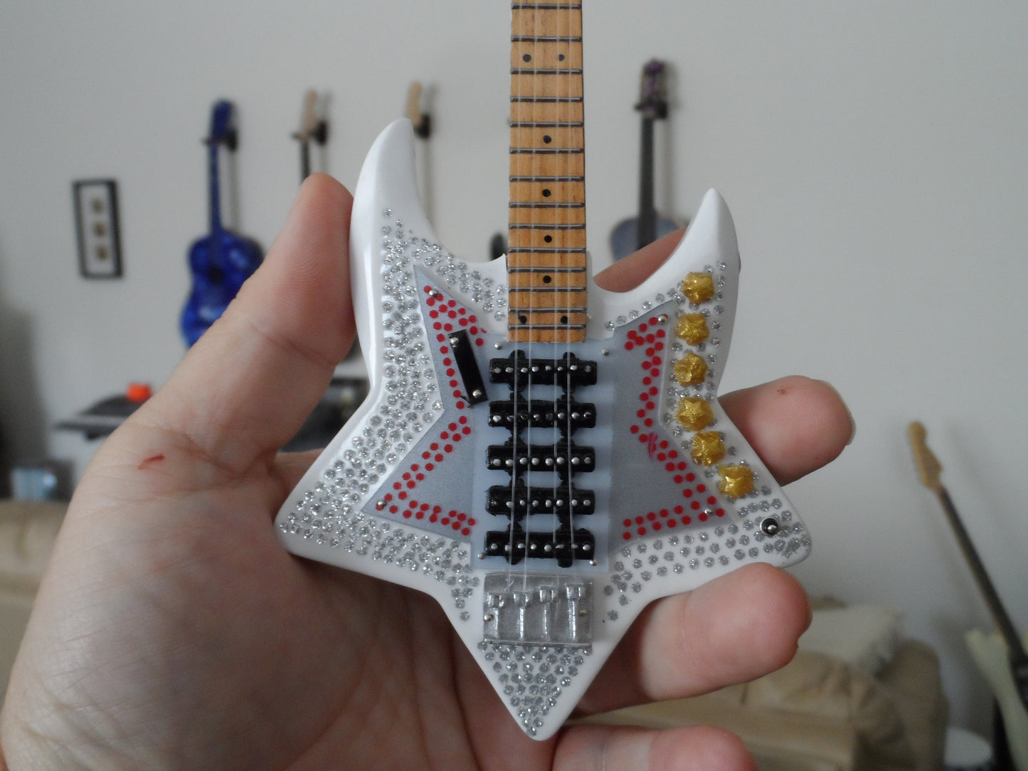 BOOTSY COLLINS (PARLIAMENT) - Space Bass 1:4 Scale Replica Guitar ~Axe Heaven~