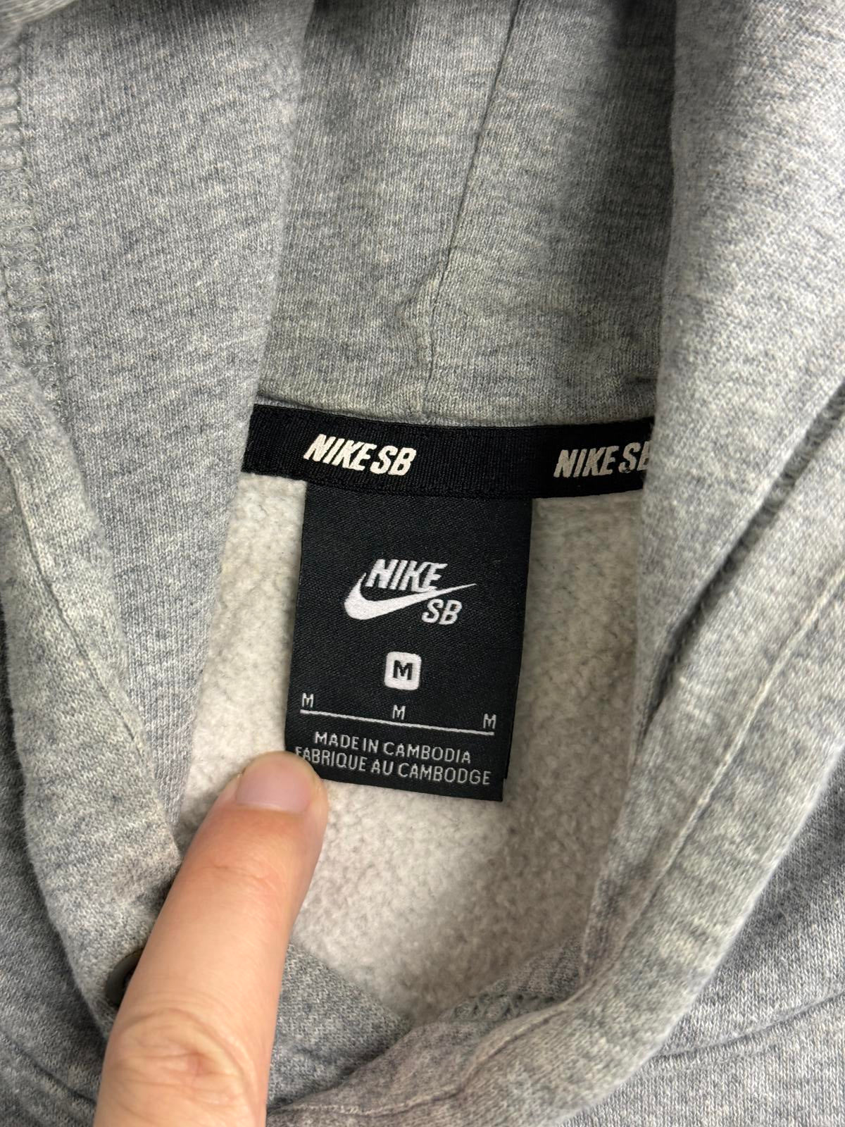Nike SB Hoodie - Nike Skateboarding Hoodie Gray pullover M