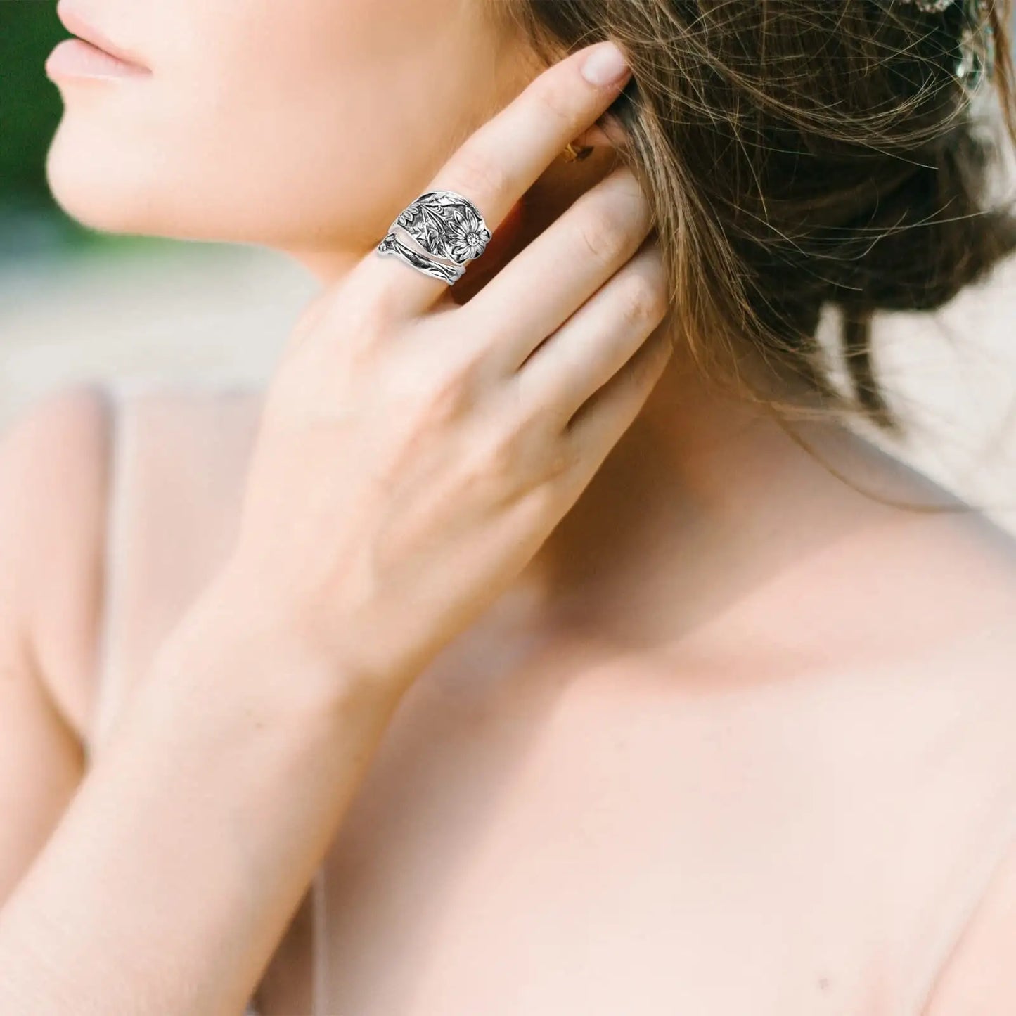 Carved Sunflower Retro Magnificent Open End Adjustable Women's Ring