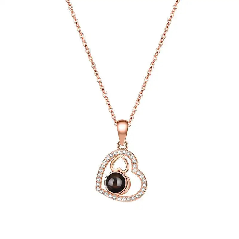 Popular Retro Fashion Light Luxury Necklace