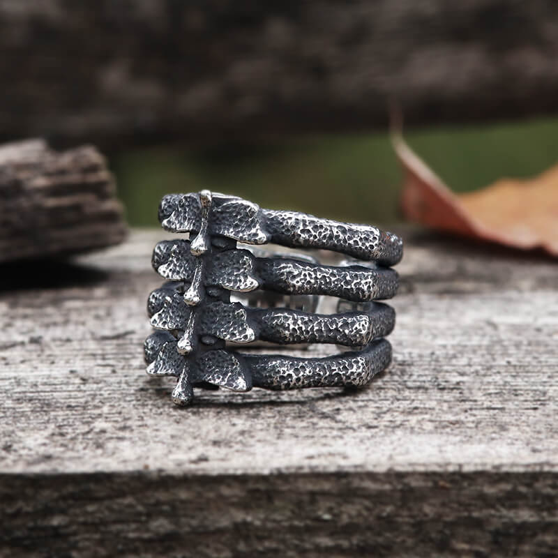 Detailed Vertebrae Stainless Steel Ring