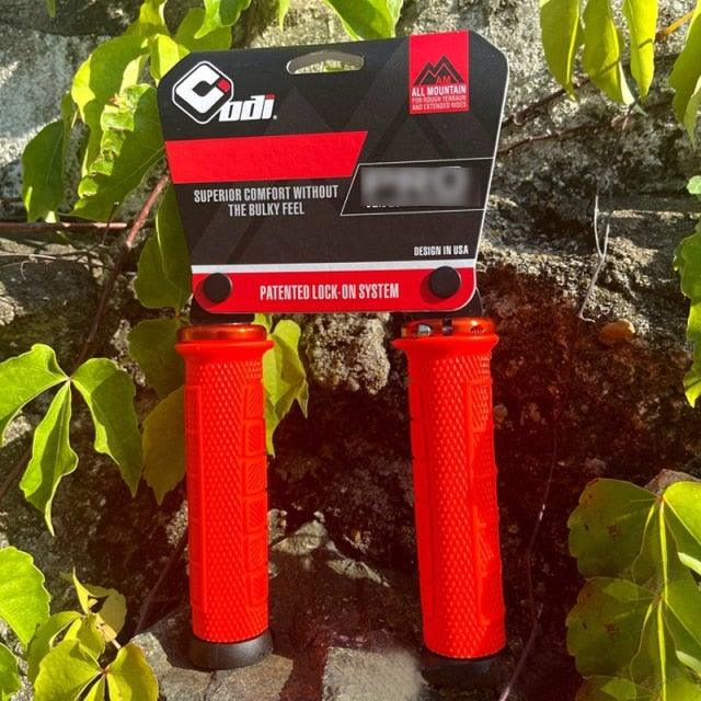 Durable Handlebar Grips Lock Ring Bike Handle Durable Wearable Bicycle Grips Single Lock-On Mountain Bike Grips Bicycle Handlebar Locking Grips Non-Slip Multi Colors Simple Design Handle Grips