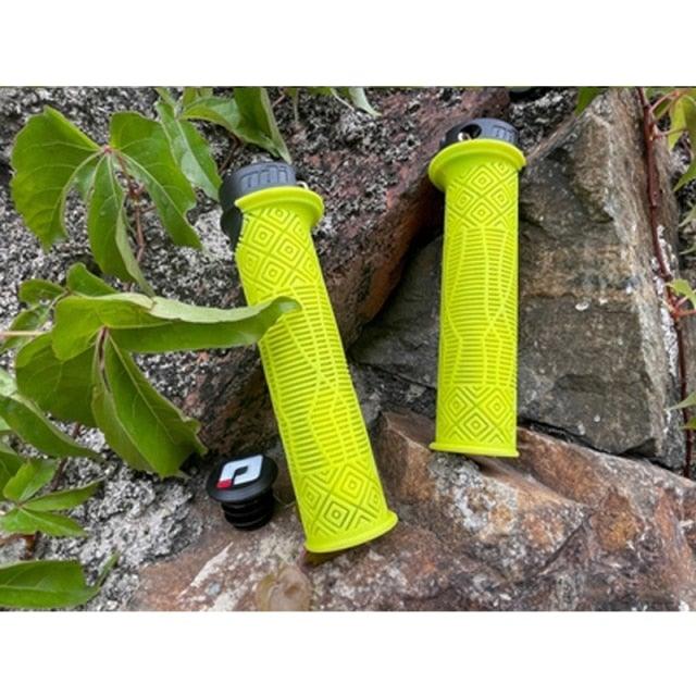 Durable Handlebar Grips Lock Ring Bike Handle Durable Wearable Bicycle Grips Single Lock-On Mountain Bike Grips Bicycle Handlebar Locking Grips Non-Slip Multi Colors Simple Design Handle Grips