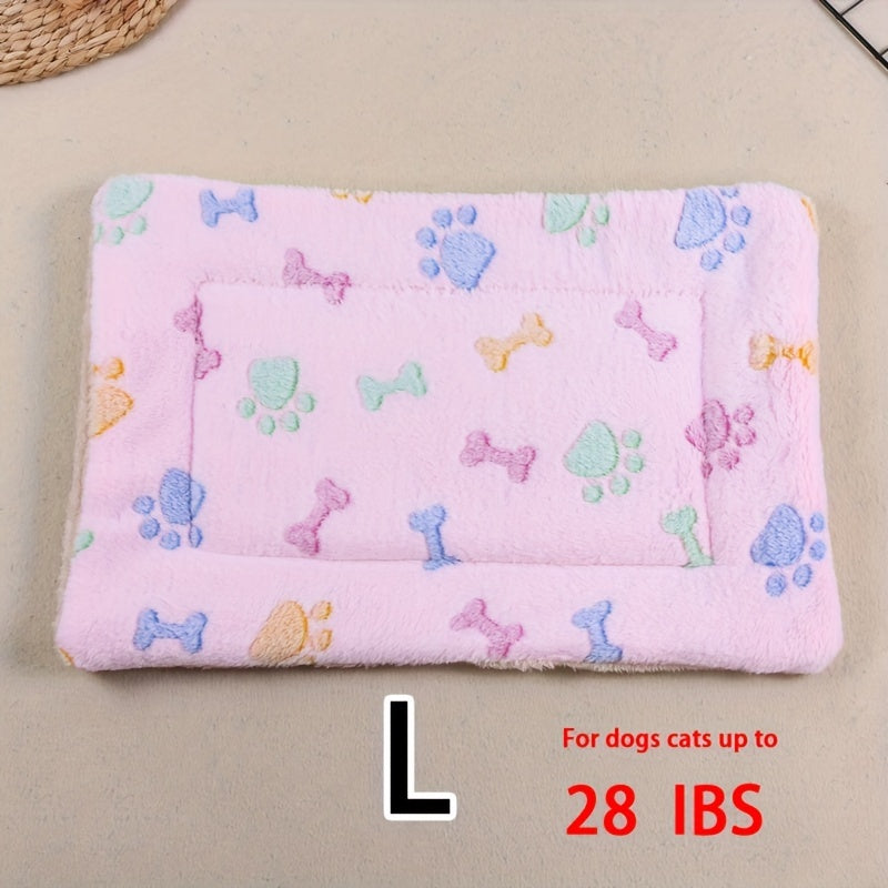 All-Season Dirt-Resistant Rectangular Pet Blanket - Comfortable Dog Paw Heart Print Pet Bed, 1pc