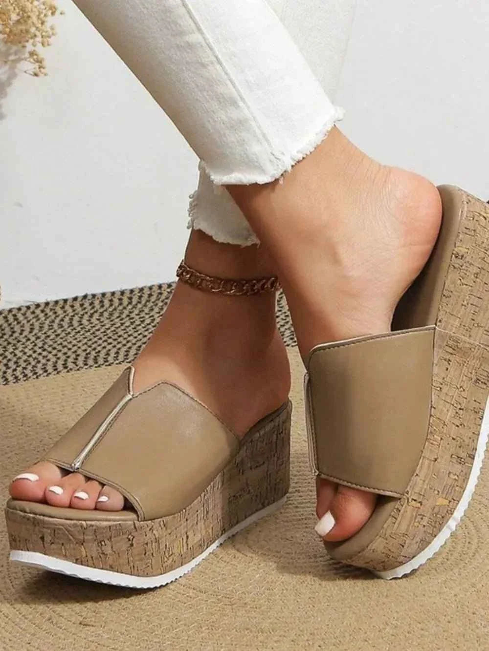 Trendy Peep Toe : High Heel Sandals