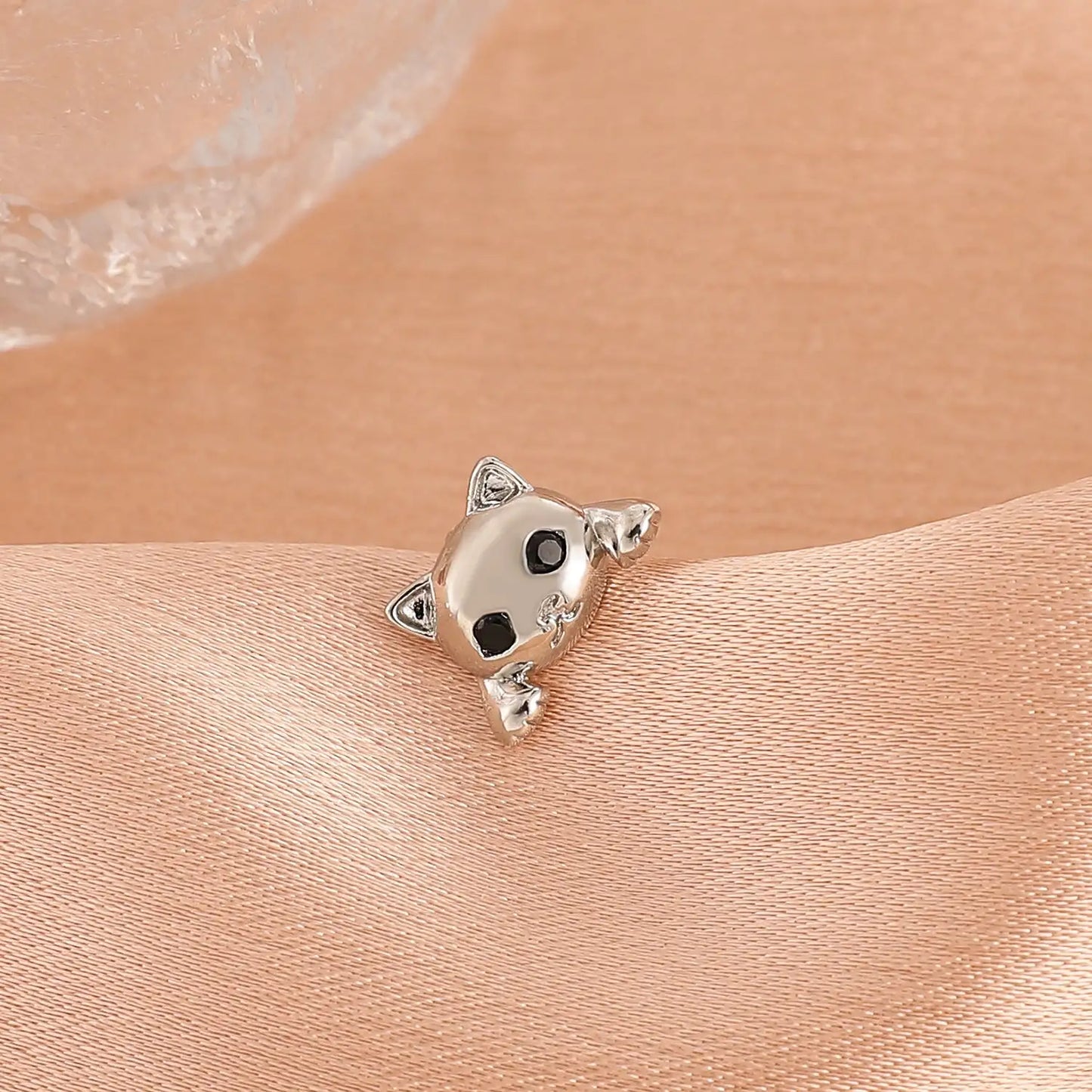 European And American Cute Cat Retro Fashion Minority Design Simple Cute Animal Earrings For Women