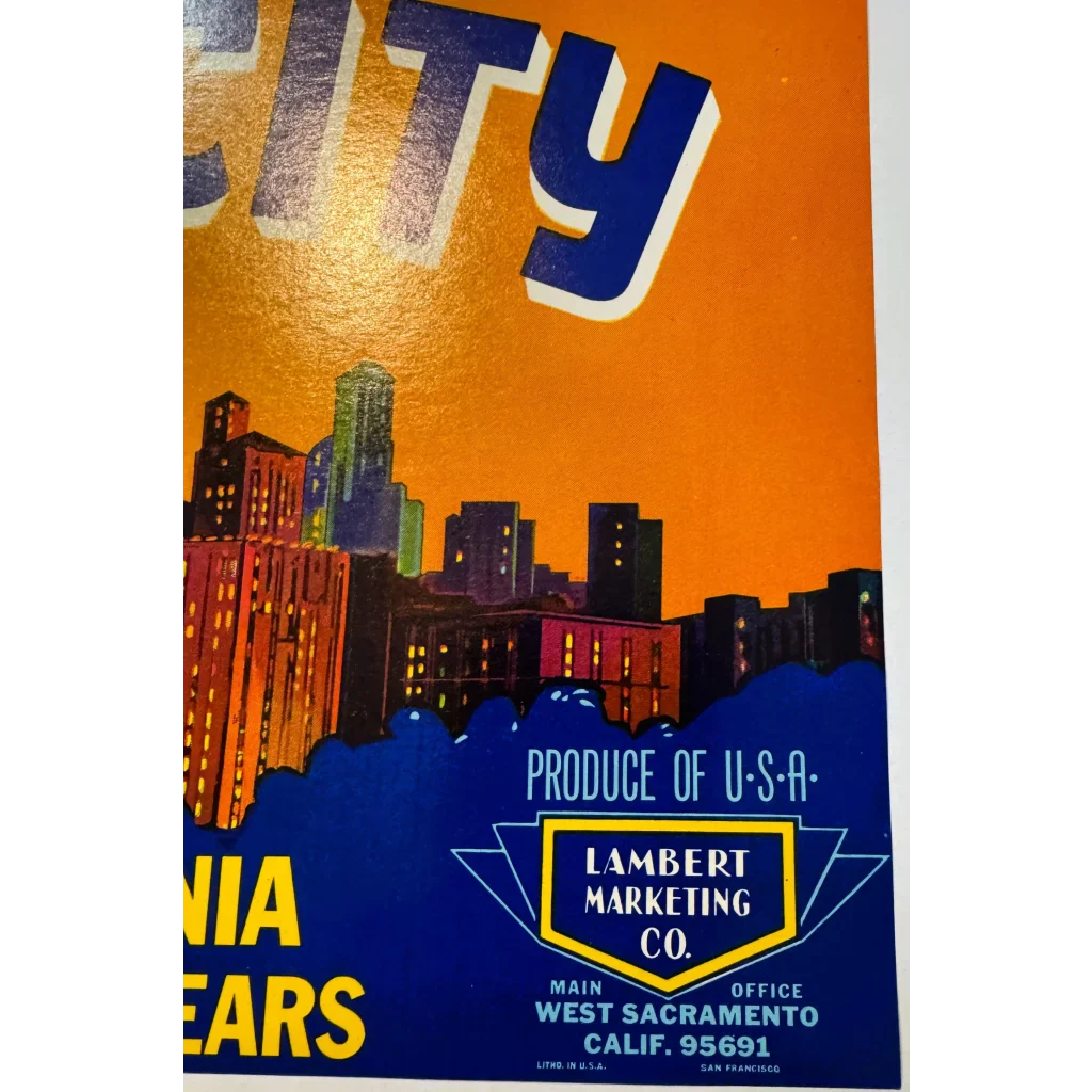 Groovy 1960s Big City Bartlett Pears Crate Label from West Sacramento