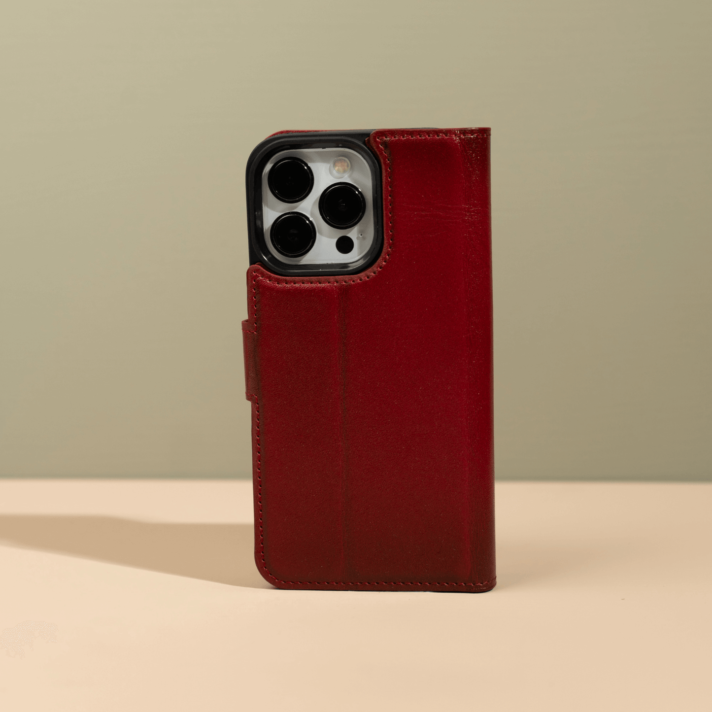 iPhone 16 Series Red Leather Wallet Case - New York