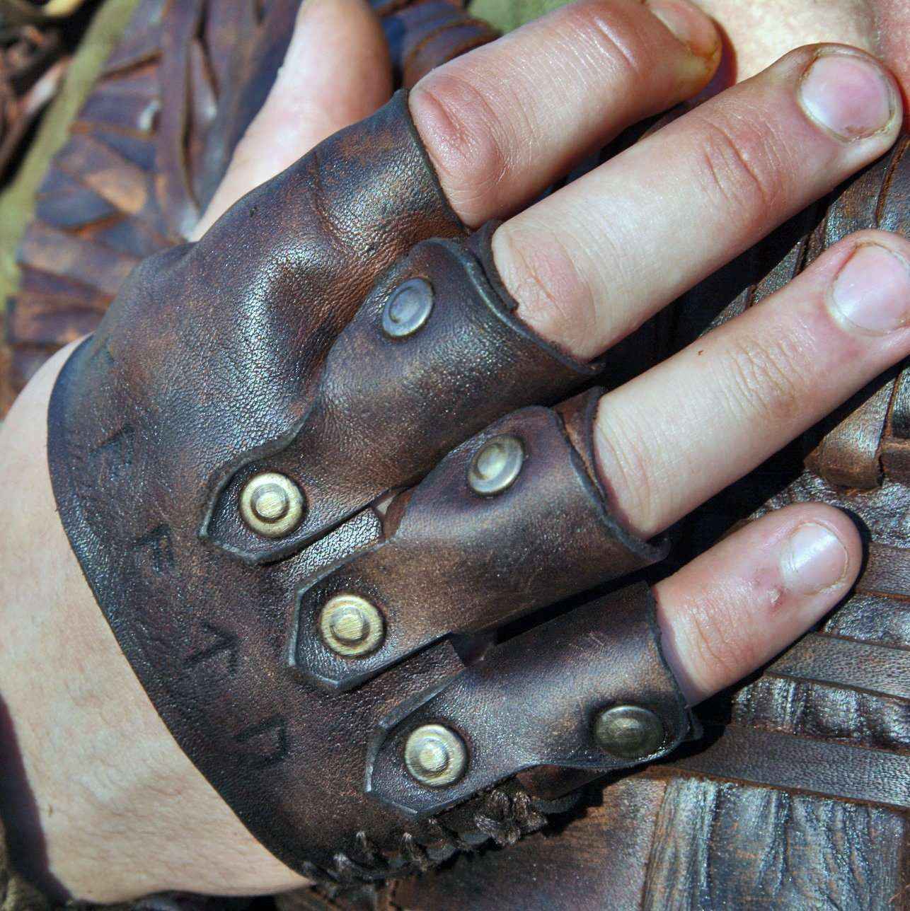 Floki battle leather glove