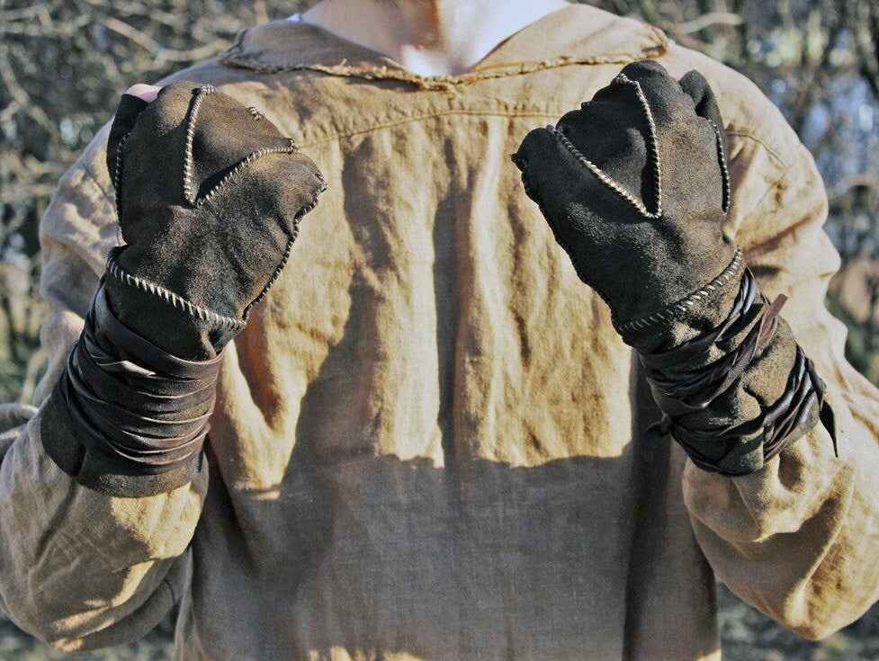 Battler leather gloves for LARP