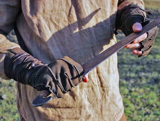 Battler leather gloves for LARP