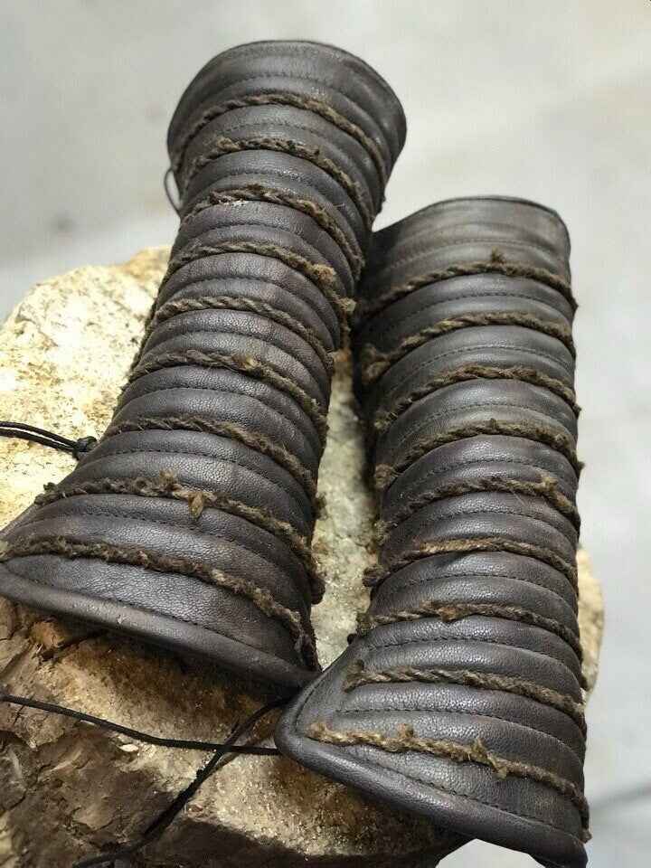 Ragnar medieval leather bracers (Vikings s2)