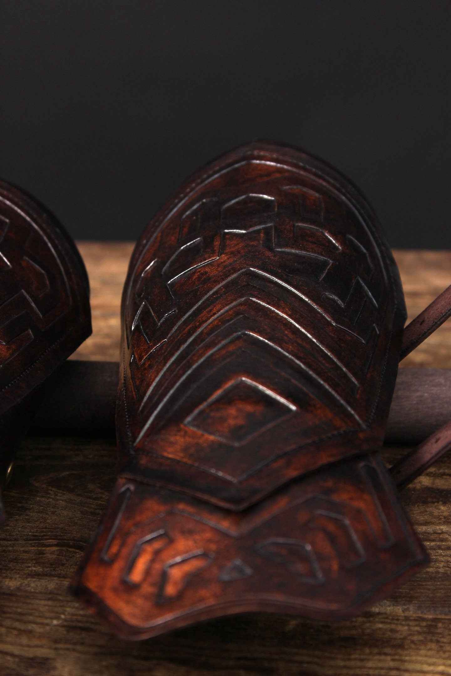 Thorin's leather bracers (Lord of the Rings)