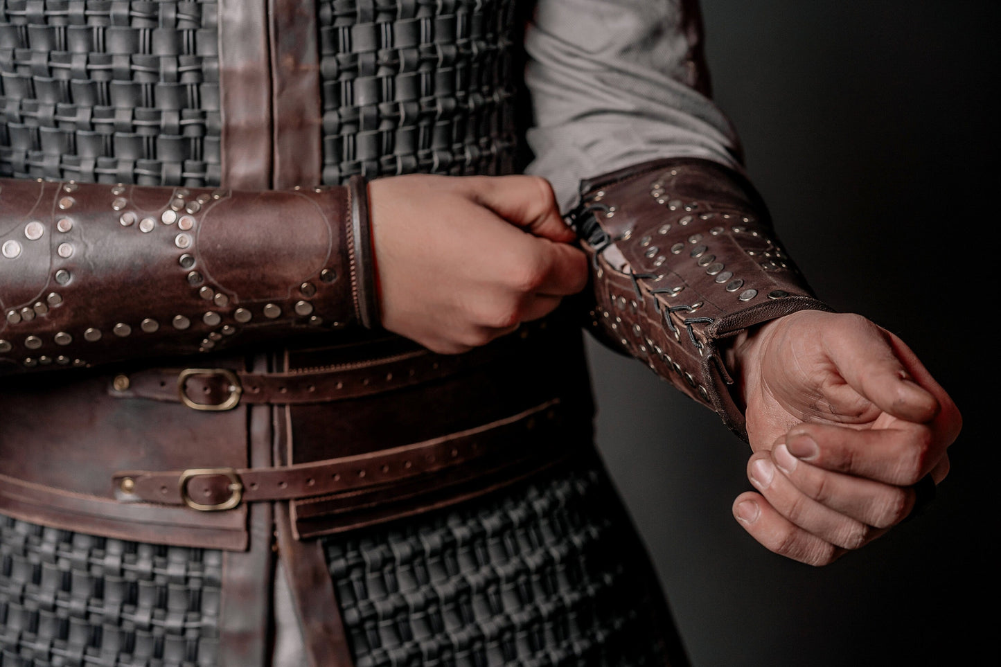Uhtred leather bracers (Last Kingdom)
