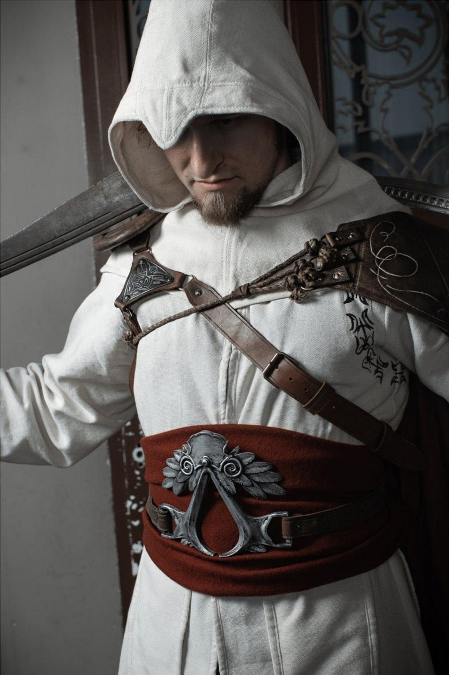 Stealthy Assassin Costume: Perfect for Cosplay, LARP, and Gaming Adventures