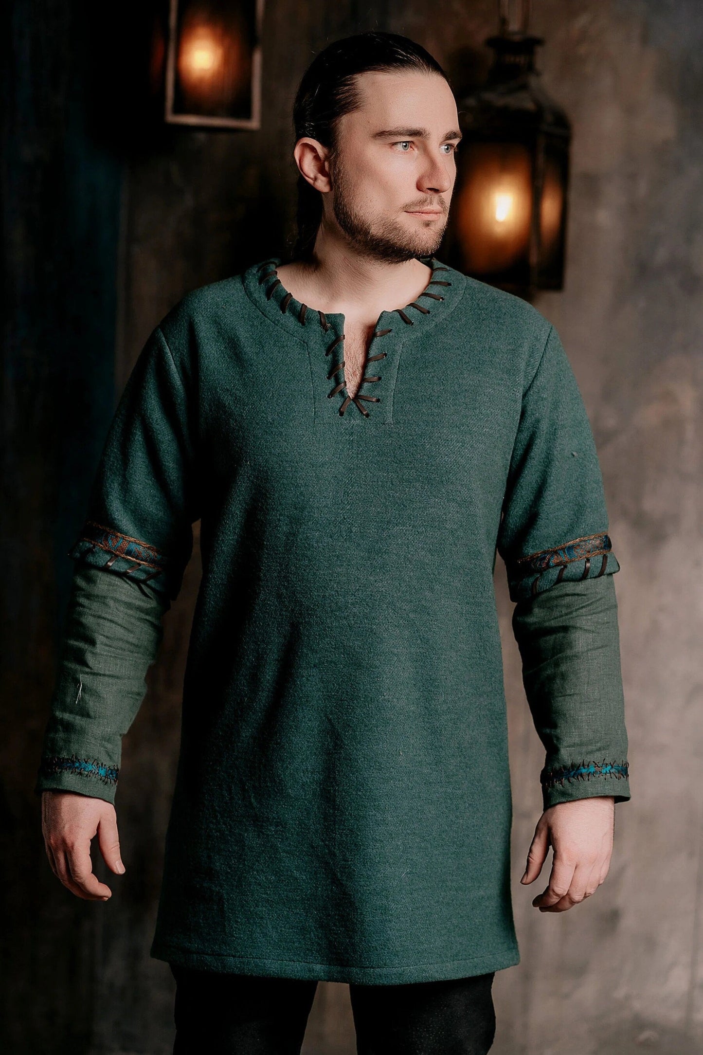 Ubbe costume (Vikings)