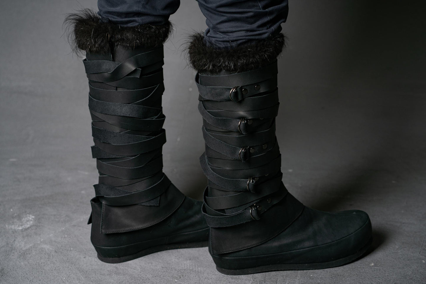 Assassian Black Boots with fur / boots set