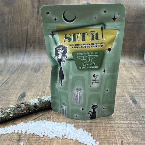 Set-it! Moldable Thermoplastic Work Holder for Engraving and Stone Setting