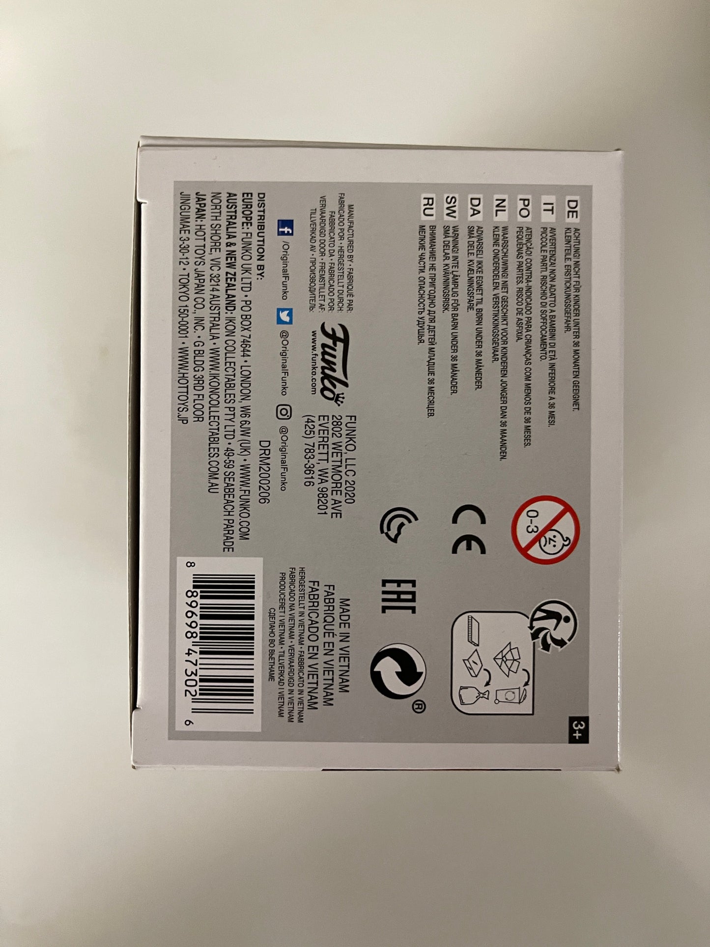 Funko Pop! Vinyl NASCAR Driver Bubba Wallace Jr. #11 With JSA COA Petty Racing Box Damage