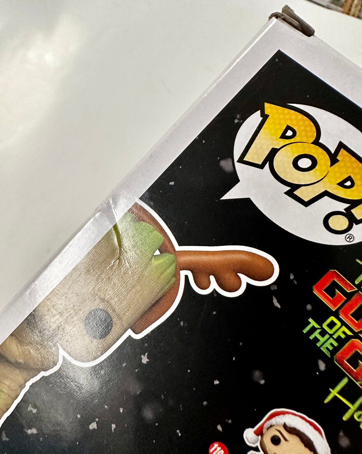 Funko Pop! Marvel Groot W/ Present #1105 Guardians Of The Galaxy Holiday Special 2022