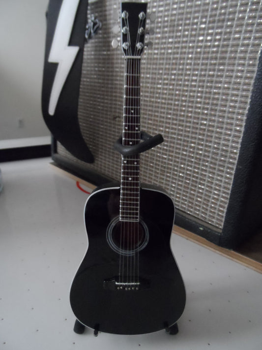 JOHNNY CASH -Martin Black Acoustic 1:4 Scale Signature Replica Guitar ~Axe Heaven~