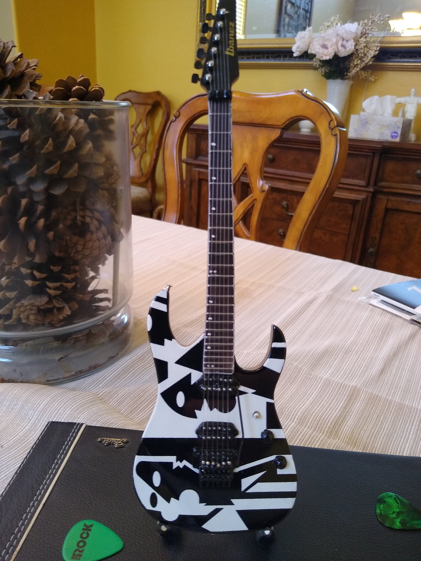 JOHN PETRUCCI - Ibanez Black & White Picasso 1:4 Scale Replica Guitar ~Axe Heaven