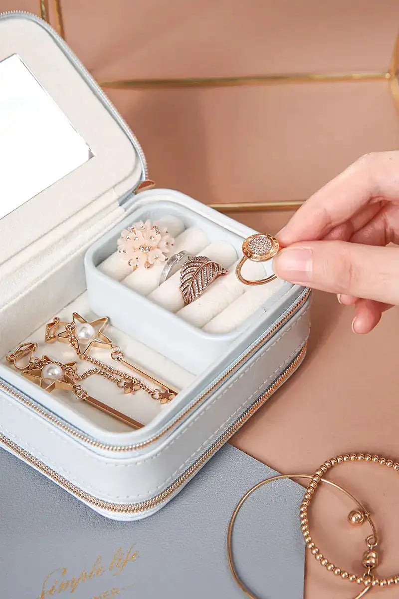 Portable Travel Jewelry Box for Earrings and Necklaces