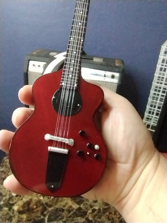 LINDSEY BUCKINGHAM - Signature Model 1:4 Scale Replica Guitar ~Axe Heaven~