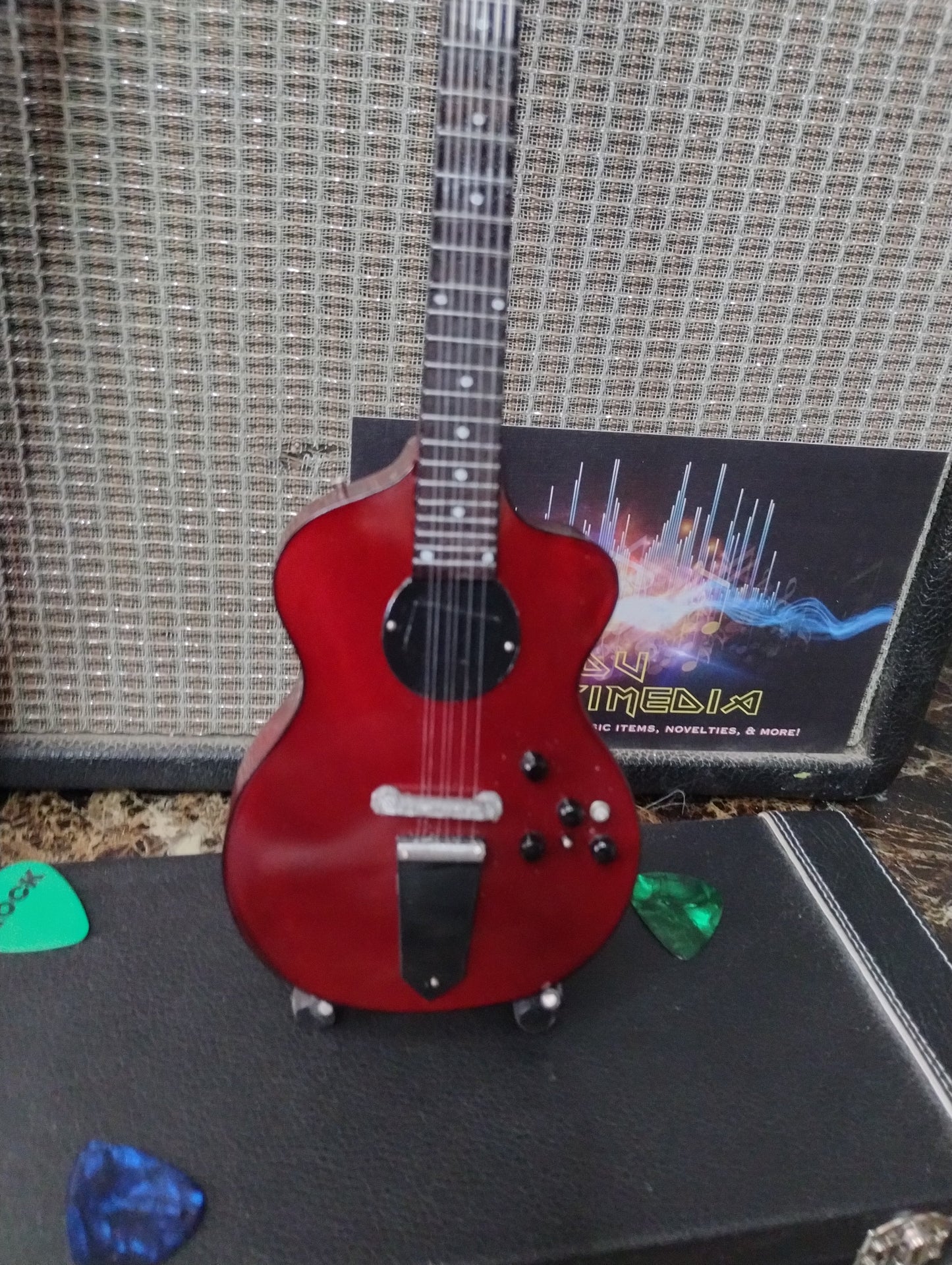 LINDSEY BUCKINGHAM - Signature Model 1:4 Scale Replica Guitar ~Axe Heaven~